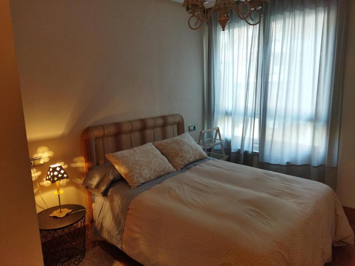 Centrico Apartamento Oviedo Parking Y Wifi Gratuitos Admite Mascotas Екстер'єр фото