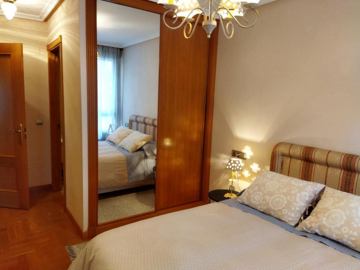 Centrico Apartamento Oviedo Parking Y Wifi Gratuitos Admite Mascotas Екстер'єр фото