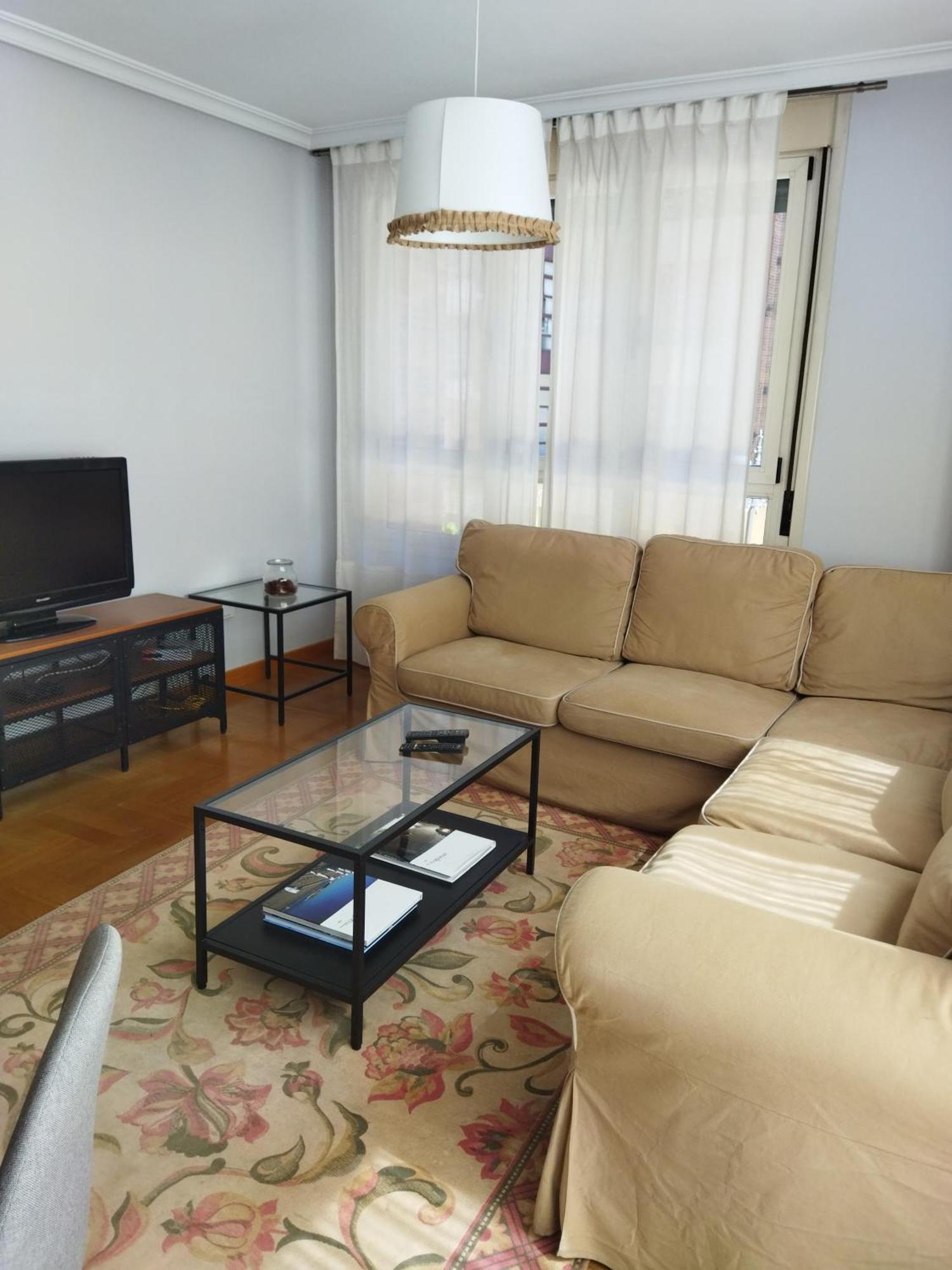 Centrico Apartamento Oviedo Parking Y Wifi Gratuitos Admite Mascotas Екстер'єр фото