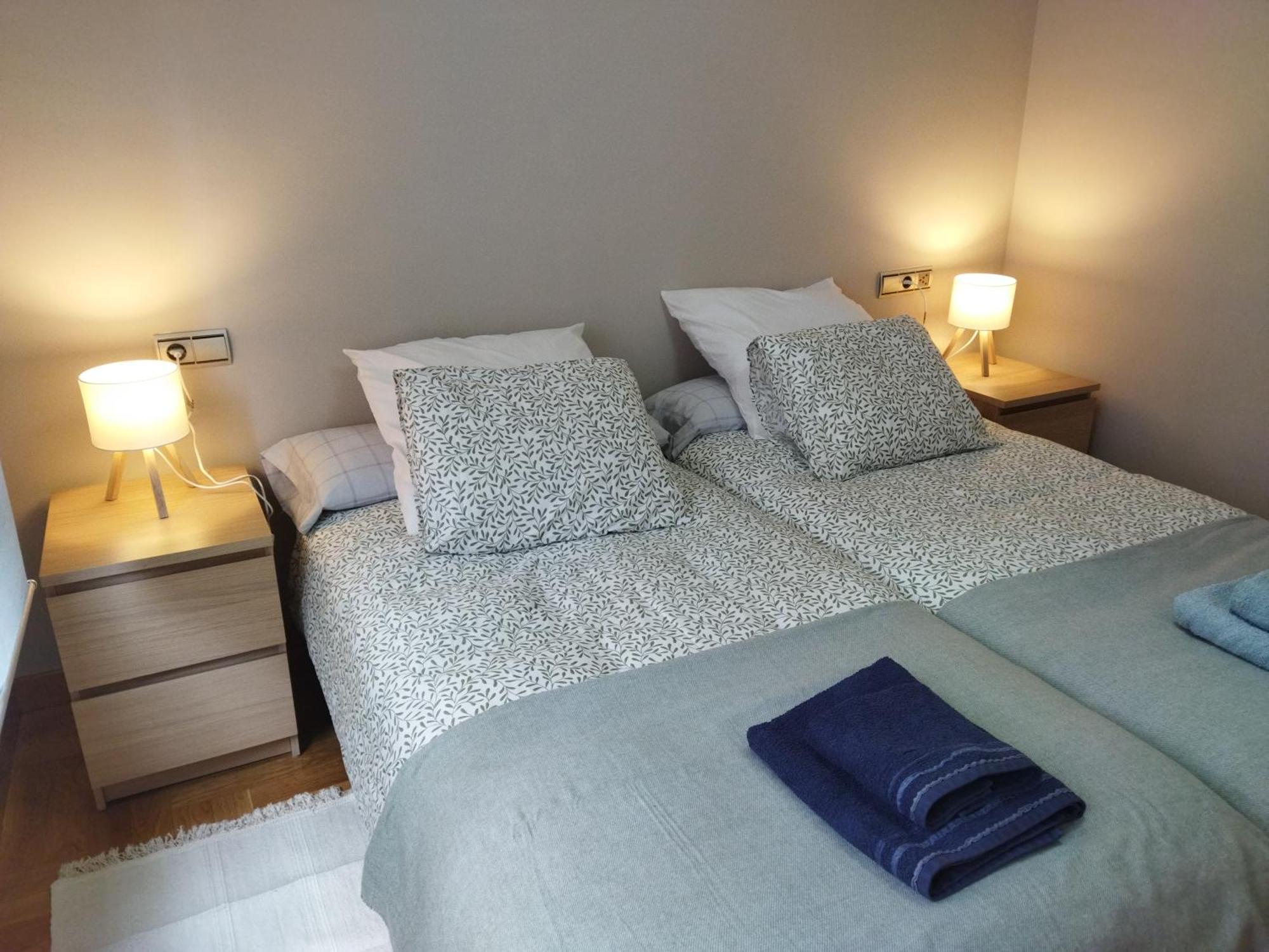 Centrico Apartamento Oviedo Parking Y Wifi Gratuitos Admite Mascotas Екстер'єр фото